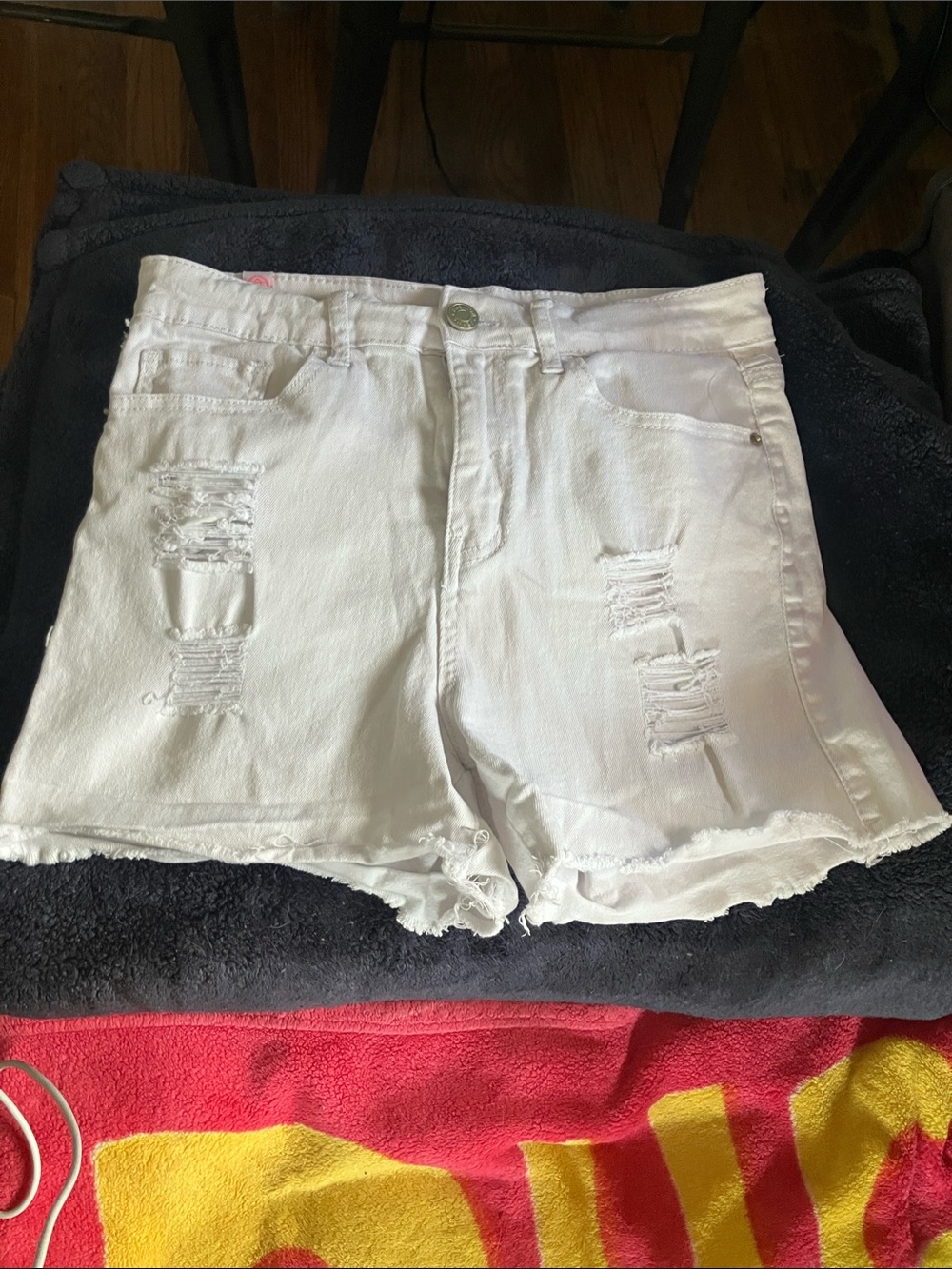 Women's White Distressed Denim Shorts with Frayed Hem